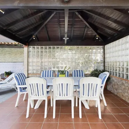 Private Pool 20min By Oporto אוליביירה דה אזמיס