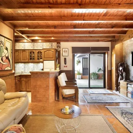 Private Pool 20min By Oporto וילה *